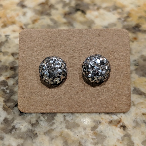 Jewelry - 🎊3 pairs for $13 🎉New handmade Earrings